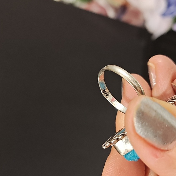 Calcite Blue Dyed (Druzy) Silver Gemstone Ring - Size 9 1/2 - Picture 6 of 8